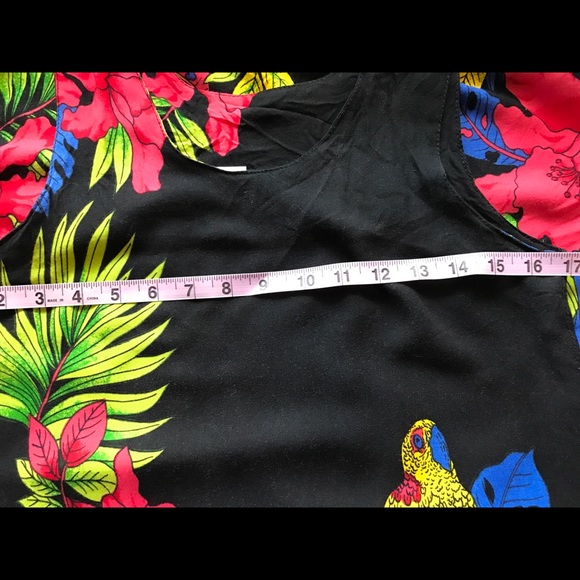 Koko Knot Dress/Cover up w Parrots & Hibiscus - Picture 6 of 8